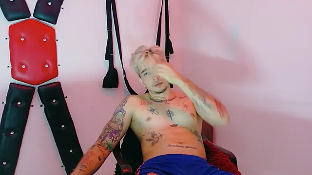 AliceandMax live sex cam