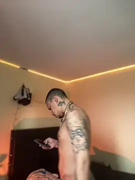 AlphaMasterXxx live sex cam