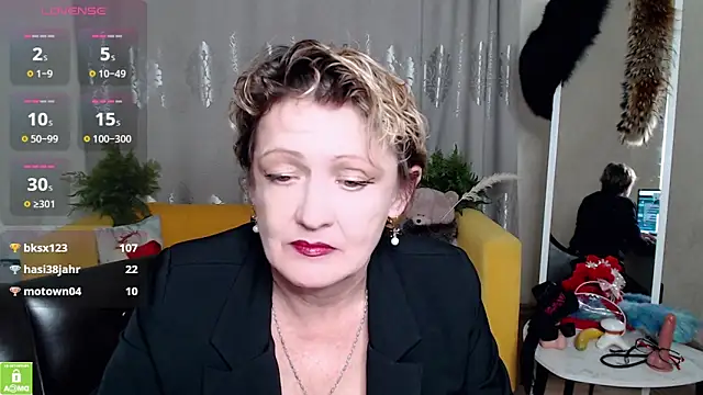 SexyGrandma_'s cam snapshot