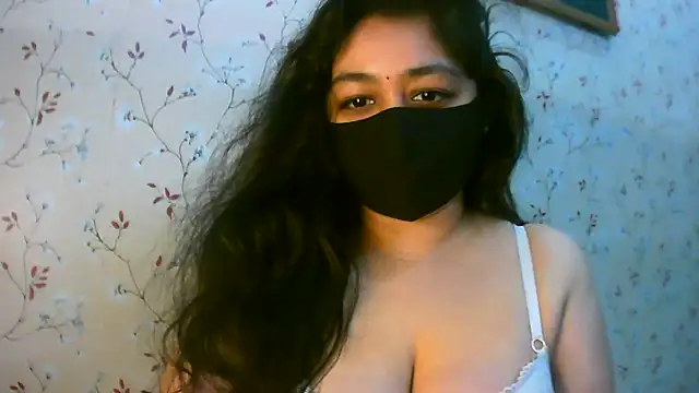 Nandini8 live sex cam