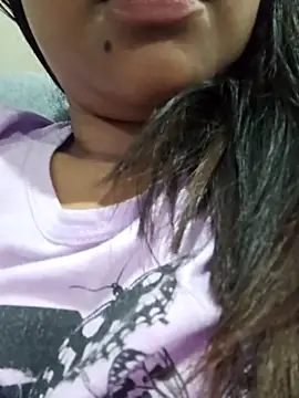 Indian_GlowingMiax live sex cam