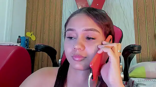 MarianaManzur's cam snapshot