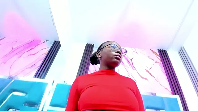 salem_rosee's cam snapshot