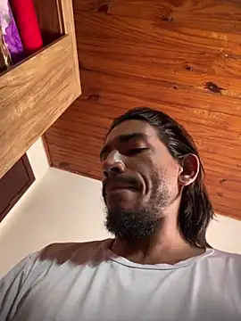 OfficialMineirinho live sex cam