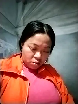 AlilaK2's cam snapshot