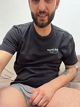 Pablo_Hornyguy95 live sex cam