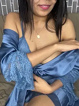 escape_with_me's cam snapshot