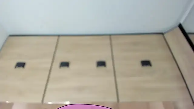 karol_lewiss's cam snapshot