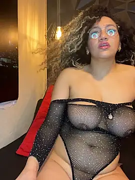 MiaCurly3's cam snapshot