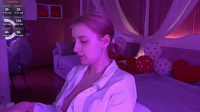 LillLane's cam snapshot