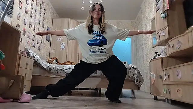 loaneei's cam snapshot