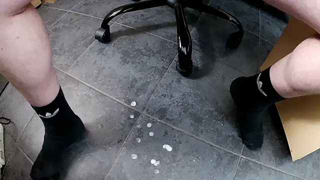 prettythickcock's cam snapshot