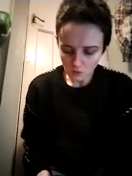 Amy01112 live sex cam