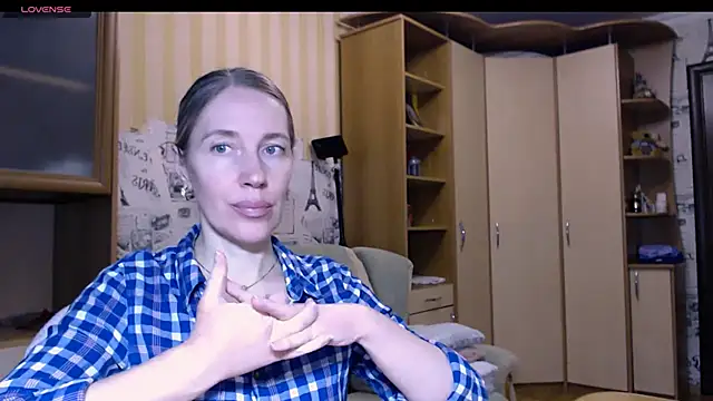 Javelinka's cam snapshot