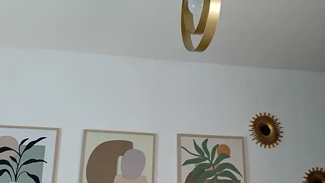 ShanialaFrancaise live sex cam