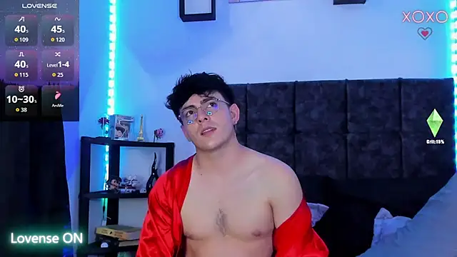 nolan_twink1 live sex cam