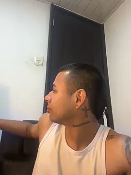 _Logan_Colton_ live sex cam