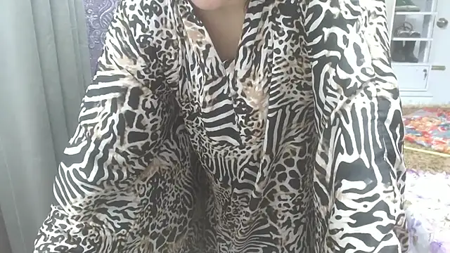 Lovelywife786 live sex cam