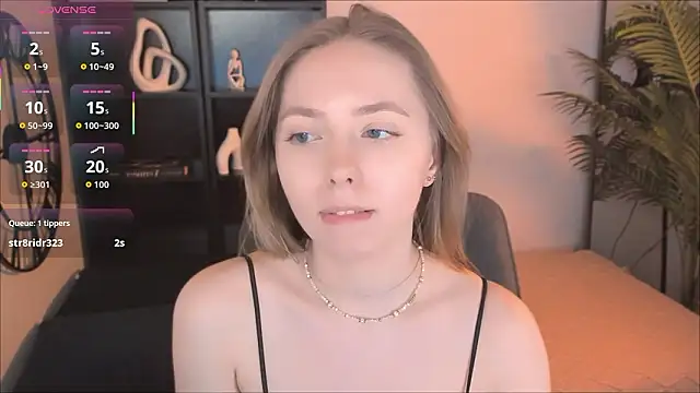 Nora_Miller's cam snapshot