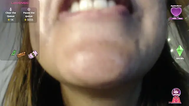 HornySamantha_25's cam snapshot