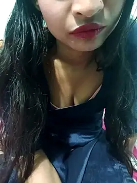 A-L-I-M-A's cam snapshot