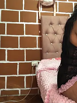 Rachellcooperrr live sex cam