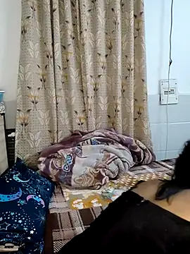 Curvy_Simran live sex cam