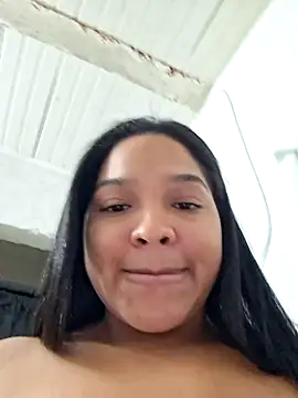 AnnaMil3J live sex cam