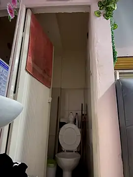 Naatalia live sex cam