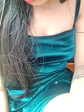 Roshni_98 live sex cam