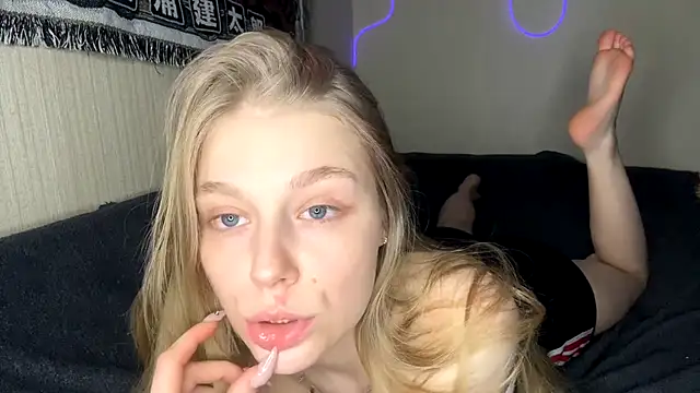 CassandraMur's cam snapshot