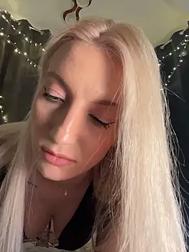 Ella_Charm live sex cam