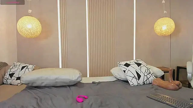 martina_mayers's cam snapshot