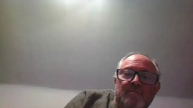 naughtygrandad1's cam snapshot