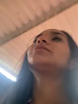 Maria_x_Alejandra's cam snapshot