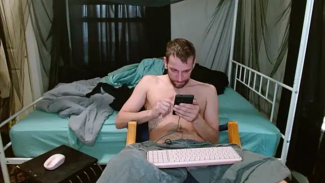 cguffey2284's cam snapshot