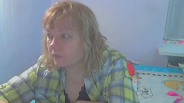 Lusi-777 live sex cam