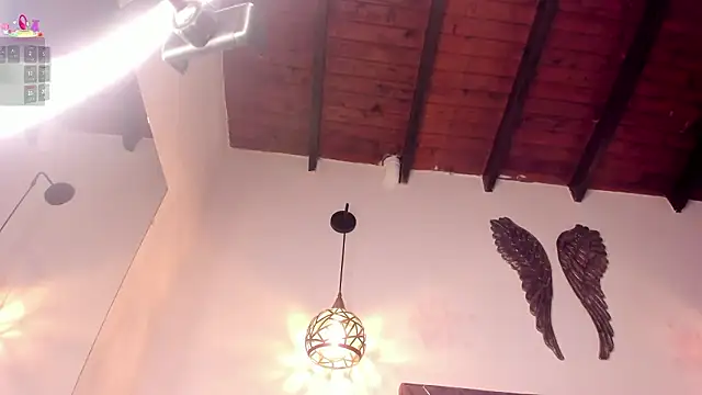 Sweet_mia_12's cam snapshot