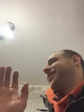 LaBuBupara's cam snapshot