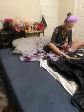 moneymvkngbucks's cam snapshot