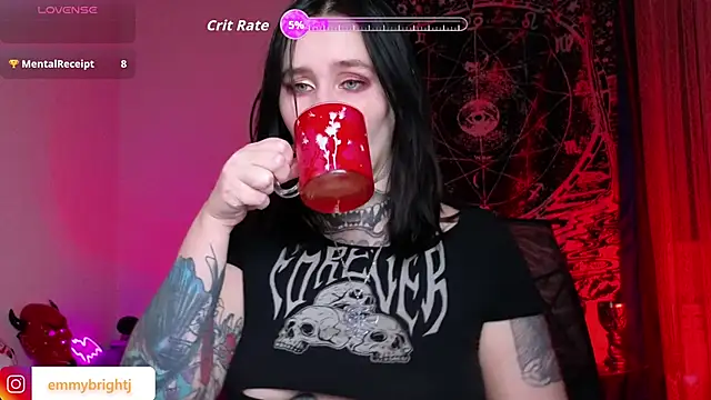 Emmybrightj_'s cam snapshot