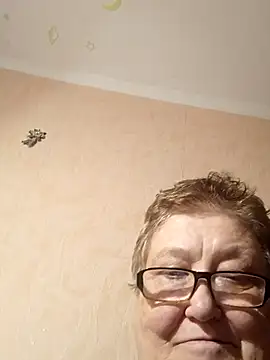 Katherine735 live sex cam