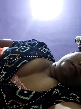 yamini1431 live sex cam