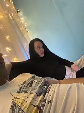 LaBuBupara's cam snapshot