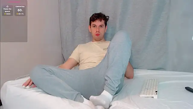 Luc_7's cam snapshot