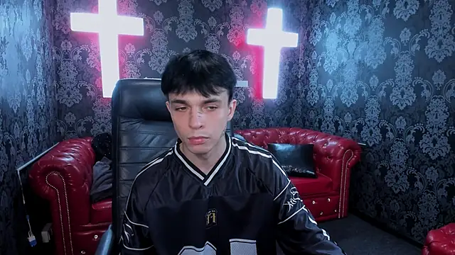 ClarkBev's cam snapshot