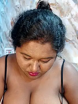 horny_diana's cam snapshot