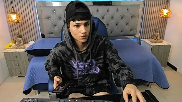 SamBlack_ live sex cam