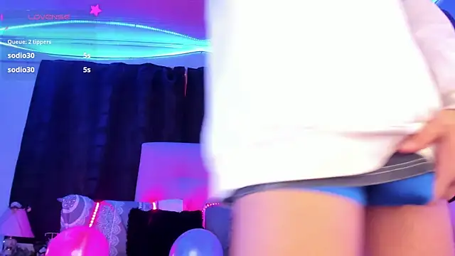 Ethan_Boyy live sex cam