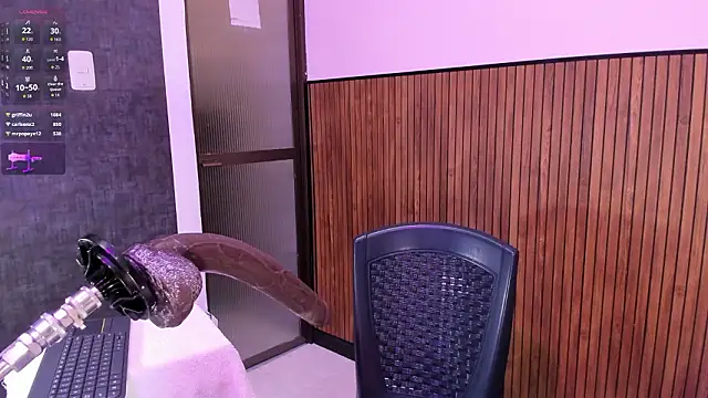 violett_collins_'s cam snapshot